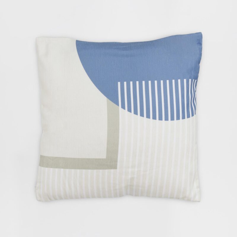 RUL-CUSHION 51MUL.jpg