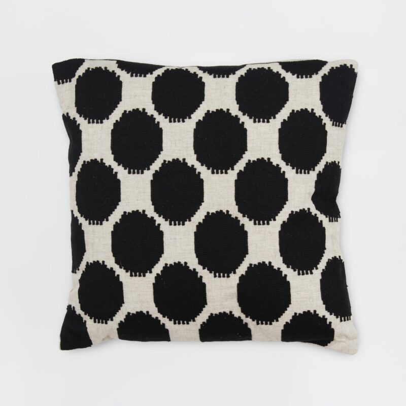 RUL-CUSHION 41BKWH.jpg